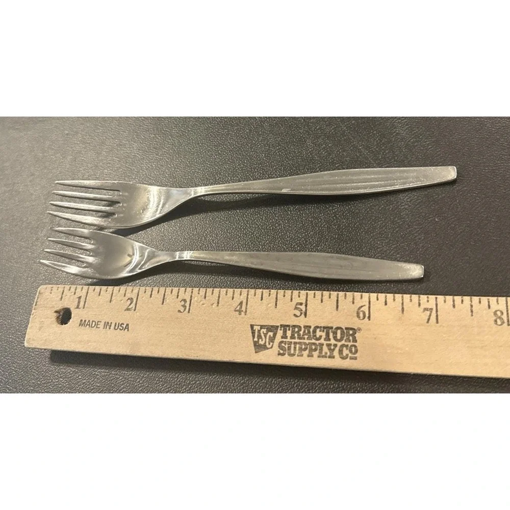 WMF Cromargan Germany Atlanta Motion Stainless 1 Dinner 4 Salad Forks Fork VTG